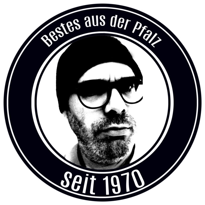 Manfred Schmitt -TriumphMotocycles-Dealer